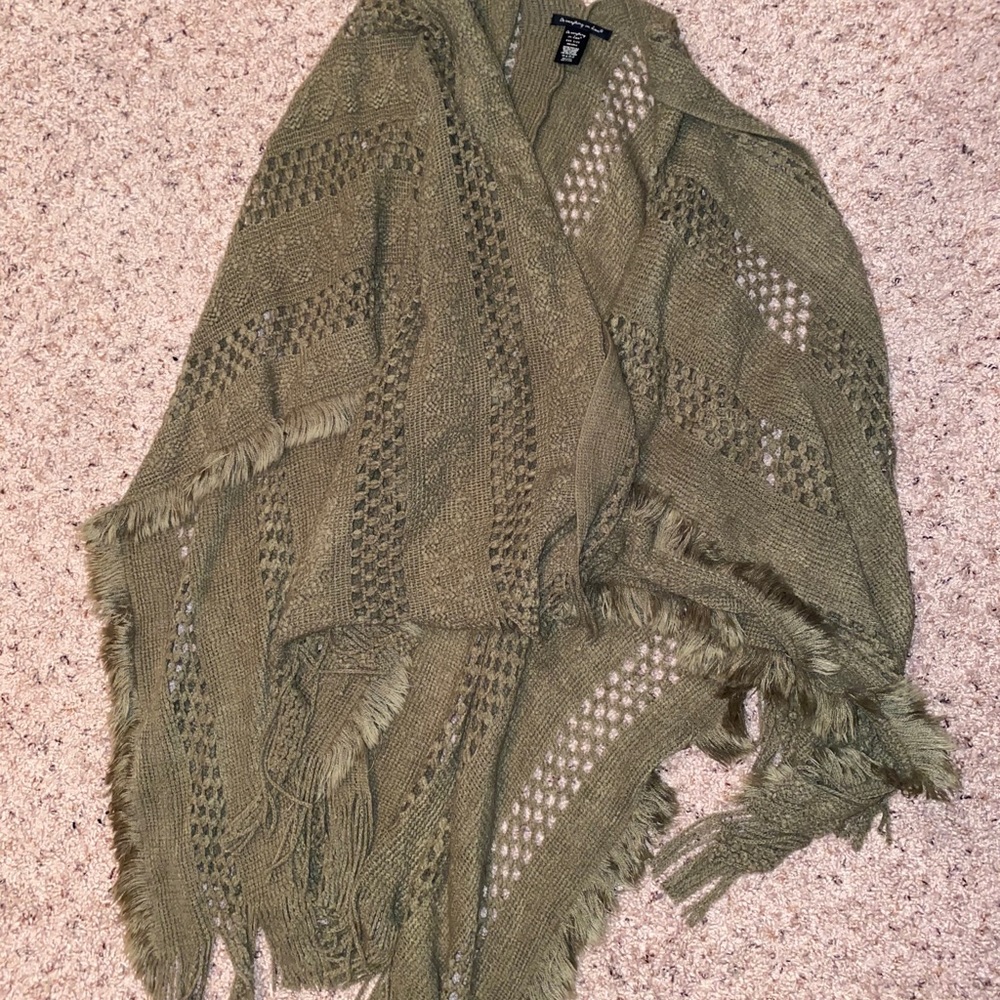 Boutique kimono sweater